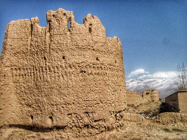 ارگ دولت‌آباد اسفراین، بنایی تاریخی با الگوبرداری از شهر بلقیس